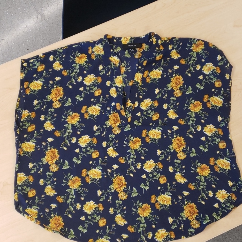 Floral Forever 21 blouse